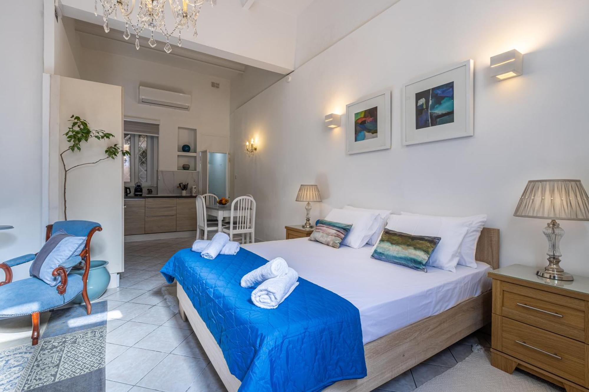 Cozy Carisma Lodging - Central, New And Independent Studio Apartment สลีมา ภายนอก รูปภาพ